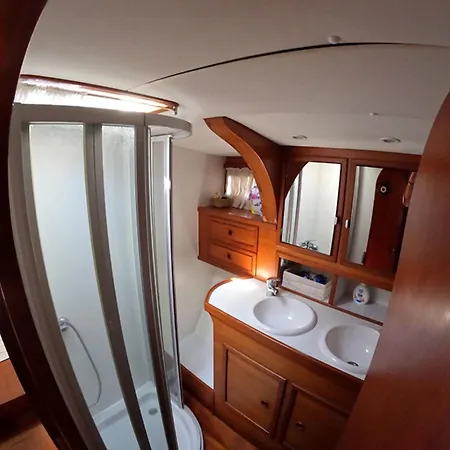 Yachtsail Alicia 20 Meter Båthotell
